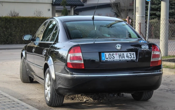 Skoda Superb cena 19900 przebieg: 240000, rok produkcji 2008 z Ciechanów małe 379